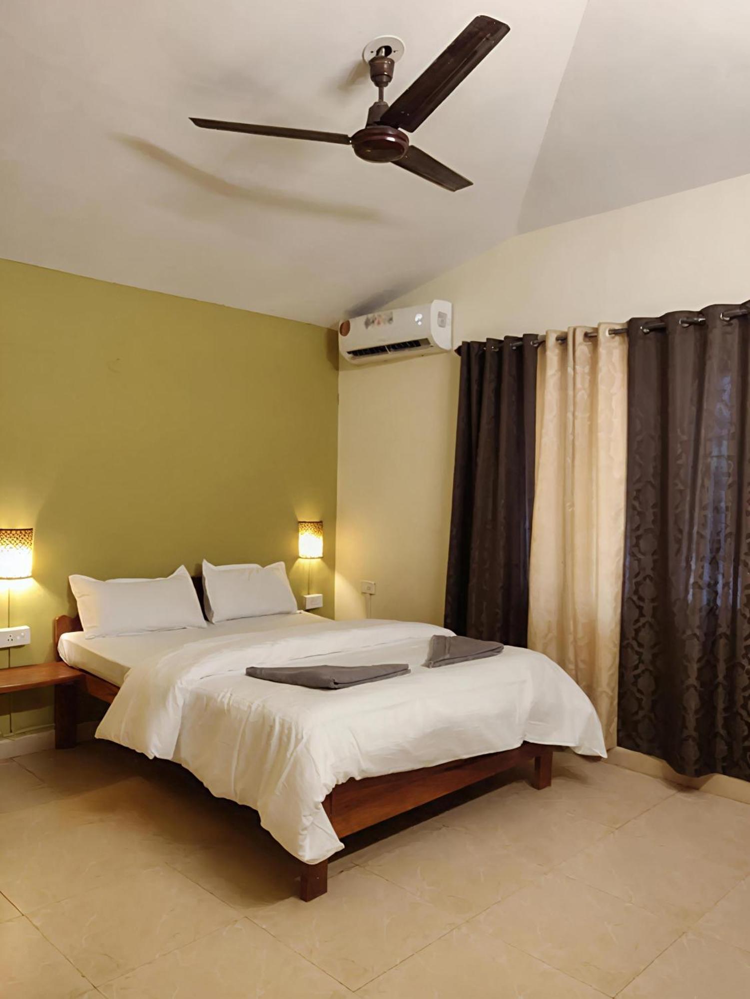 Ocean Walk Apartments 2Bhk 칼랑굿 외부 사진
